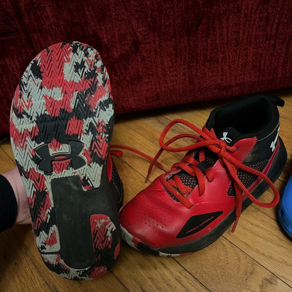 Under Armour Lockdown 5 Basketball Shoes